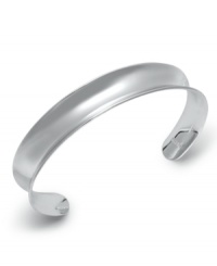 A smooth addition. Giani Bernini's chic, slip-on cuff bracelet is a must-have for every collection. Crafted in sterling silver. Approximate width: 2-1/2 inches. A smooth addition. Giani Bernini's chic, slip-on cuff bracelet is a must-have for every collection. Crafted in sterling silver. Approximate width: 2-1/2 inches.