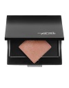 This lustrous, luxuriously creamy, pigment-rich shadow combines pure luminosity with a velvety soft application for the smoothest highlighting, contouring and lining for a brilliant, non-fading finish.