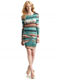 THE LOOKLong sleevesRuching and twist overlay designAllover abstract printTHE FITAbout 37 from shoulder to hemTHE MATERIAL92% modal/8% spandexCARE & ORIGINMachine washImportedModel shown is 5'10 (177cm) wearing US size Small. THE LOOKLong sleevesRuching and twist overlay designAllover abstract printTHE FITAbout 37 from shoulder to hemTHE MATERIAL92% modal/8% spandexCARE & ORIGINMachine washImportedModel shown is 5'10 (177cm) wearing US size Small.