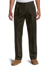 Dockers Men's Stain Defender Khaki D3 Classic Fit Pleated Cuffed Pant