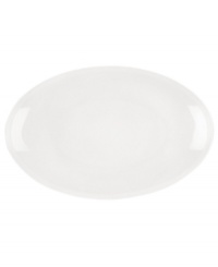 A modern balance. Create a sense of effortless urban luxury with the Matte & Shine platter, featuring a minimalist coupe shape, white glaze and tonal banding by Donna Karan Lenox. A modern balance. Create a sense of effortless urban luxury with the Matte & Shine platter, featuring a minimalist coupe shape, white glaze and tonal banding by Donna Karan Lenox.