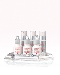 Protect your skin against the signs of aging and reveal the brightness of youthful-looking skin. Clarins introduces an intensive 2-step botanical skin care system, created with specific plant extracts, to protect skin from daily stress factors that compromise healthy-looking skin. Tired-looking skin is rejuvenated and that luminous and healthy-looking glow is restored, in just 21 days. Protect your skin against the signs of aging and reveal the brightness of youthful-looking skin. Clarins introduces an intensive 2-step botanical skin care system, created with specific plant extracts, to protect skin from daily stress factors that compromise healthy-looking skin. Tired-looking skin is rejuvenated and that luminous and healthy-looking glow is restored, in just 21 days.