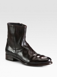 This side-zip ankle boot captures the essence of sophisticated style, crafted in Italy from super soft leather, for a fit and feel that is both relaxed and refined.Leather upperLeather liningPadded insoleLeather soleMade in Italy This side-zip ankle boot captures the essence of sophisticated style, crafted in Italy from super soft leather, for a fit and feel that is both relaxed and refined.Leather upperLeather liningPadded insoleLeather soleMade in Italy