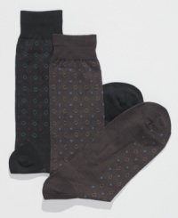 Play up pattern for your formal look with these printed dress socks from Club Room. Play up pattern for your formal look with these printed dress socks from Club Room.