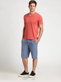 You'll want to live in this casual wardrobe essential, crafted in soft, lightweight cotton with a heathered, sporty finish.V-neckCottonMachine washImported You'll want to live in this casual wardrobe essential, crafted in soft, lightweight cotton with a heathered, sporty finish.V-neckCottonMachine washImported