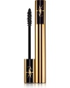 Glamorous volume, bold length, voluptuous curl and dramatic styling: MASCARA SINGULIER dares to do everything. A unique innovation by Yves Saint Laurent, the mascara brush combines the technology of a traditional brush with the structure of a molded brush, to increase the performance of the formula: structured in an elliptic way, the multi-dimensional bristles ensure Haute Couture precision and dress the lashes evenly from root to tip. 