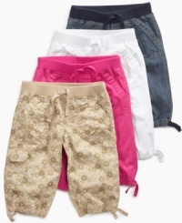 Short on length, long on style. These skimmer pants from So Jenni are the perfect alternative when it's just a little too chilly for shorts. (Clearance) Short on length, long on style. These skimmer pants from So Jenni are the perfect alternative when it's just a little too chilly for shorts. (Clearance)