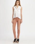 Ultra-skinny stretch denim in your favorite hue, lightly sandblasted for a lived in look.THE FITSkinny fitMedium rise, about 8Inseam, about 29THE DETAILSZip flyFive-pocket styleSignature stitch back patch pockets98% cotton/2% elastaneMachine washMade in USAModel shown is 5'9½ (176cm) wearing US size 4.