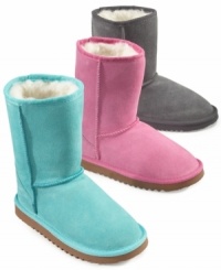 Get her geared up for cold weather with these stylish wool-lined boots from Emu. Get her geared up for cold weather with these stylish wool-lined boots from Emu.