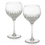 The revolutionary, next generation of the acclaimed Lismore pattern with a fresh, more slender shape - exciting for all, from a bride to the wine enthusiast. With a lighter walled and oversized bowl accompanied by a thinner stem, Lismore Essence is an exquisite and statuesque pattern.