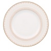 The Samarkand bone china collection by Villeroy & Boch combines stylish, exotic elements with timeless elegance. Precious golden bands and chains decorate this pure white bone china pattern. Warm ivory tones add a harmonious touch. Mix and match with the coordinating Mosaic-designed dinner plate for a look that is truly your own.