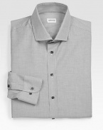 A business essential, in a modern fit, crafted from beautiful Italian cotton. Button-frontSpread collarCottonMachine washImported