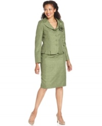 Special touches like a removable floral pin and a multi-vent hem create a unique look. Wear Le Suit's skirt suit with a pair of ladylike heels for extra polish. Special touches like a removable floral pin and a multi-vent hem create a unique look. Wear Le Suit's skirt suit with a pair of ladylike heels for extra polish.