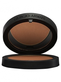 Create the glow of sun-kissed skin with Sheer Bronzer, a soft micro-fine bronzing powder. Copper and bronze hues warm skin, creating a sculpted glow with shimmering, honey highlights. All skin types. Create the glow of sun-kissed skin with Sheer Bronzer, a soft micro-fine bronzing powder. Copper and bronze hues warm skin, creating a sculpted glow with shimmering, honey highlights. All skin types.