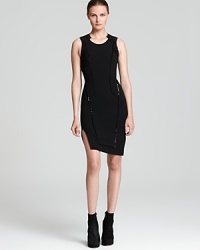 From nine-to-nine, look sublime in this Helmut Lang dress decked with leather trim and an exposed back zip for the edgy finish you crave. From nine-to-nine, look sublime in this Helmut Lang dress decked with leather trim and an exposed back zip for the edgy finish you crave.