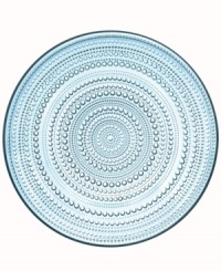 Like dewdrops in the morning sun, the bubbles circling Iittala's Kastehelmi plate glisten in pressed glass to reflect all the light at your table. A watery blue hue adds to the tranquil nature of the vintage Oiva Toikka design. Like dewdrops in the morning sun, the bubbles circling Iittala's Kastehelmi plate glisten in pressed glass to reflect all the light at your table. A watery blue hue adds to the tranquil nature of the vintage Oiva Toikka design.