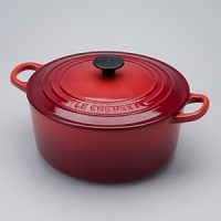 For nearly a century, Le Creuset has handcrafted enameled cast iron cookware of superlative quality, durability and versatility. A cooking staple, this round French oven offers exceptional heat distribution and retention for unsurpassed broiling, braising, slow cooking and sautéing and its size easily accommodates roasts and poultry.