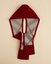 Crafted in soft cashmere, this handsome scarf features a rich solid knit on one side and a check pattern on the other. Crafted in soft cashmere, this handsome scarf features a rich solid knit on one side and a check pattern on the other.