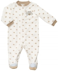 Score big points when you put him in this comfortable, sporty terry-cloth coverall from Carter's. Score big points when you put him in this comfortable, sporty terry-cloth coverall from Carter's.