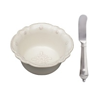 Lavish detailing and majestic shapes distinguish Juliska's Jardins du Monde collection. Paying homage to four of the worlds most beautiful gardens - Landriana in Italy, Villandry in France, Alcazar in Spain, and Heligan in England - this elegant stoneware evokes timeworn statues and pebble paths. Lavish detailing and majestic shapes distinguish Juliska's Jardins du Monde collection. Paying homage to four of the worlds most beautiful gardens - Landriana in Italy, Villandry in France, Alcazar in Spain, and Heligan in England - this elegant stoneware evokes timeworn statues and pebble paths.