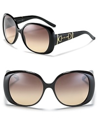 Nothing says luxury like sleek, sophisticated Gucci sunglasses with horsebit detailing. Add this essential pair to your collection. Nothing says luxury like sleek, sophisticated Gucci sunglasses with horsebit detailing. Add this essential pair to your collection.