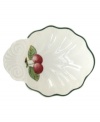 With sweet red cherries and a shell shape, this French Garden bowl adds a touch of the sea to the country dinnerware collection from Villeroy & Boch.