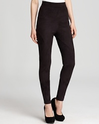 Sleek and slim, these high-waist Robert Rodriguez leggings reveal your leggy silhouette with their sophisticated cut, touting pristine tailoring. Sleek and slim, these high-waist Robert Rodriguez leggings reveal your leggy silhouette with their sophisticated cut, touting pristine tailoring.