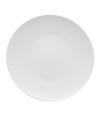 With subtle concentric rings and a sleek shape in durable porcelain, Rosenthal's Loft service plates bring chic versatility to modern tables.