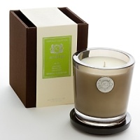 Aquiesse uses a proprietary soy wax blend and is made with organic soy bean oil and carefully selected lead-free wicks. The soy candle is stylishly encased in smoke-brown glass. Aquiesse uses a proprietary soy wax blend and is made with organic soy bean oil and carefully selected lead-free wicks. The soy candle is stylishly encased in smoke-brown glass.