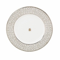 Kate Spade and Lenox join together to bring ease, elegance and understated wit to the table. June Lane is a graceful pattern adorned with a centered dragonfly design, complimented by an elegant accent plate depicting the wings of a dragonfly. Dishwasher safe. Kate Spade and Lenox join together to bring ease, elegance and understated wit to the table. June Lane is a graceful pattern adorned with a centered dragonfly design, complimented by an elegant accent plate depicting the wings of a dragonfly. Dishwasher safe.