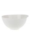 In one fluid motion this round vegetable bowl forms a conversation piece for your tabletop. The organic shape and modern design lend your decor a touch of chic style.