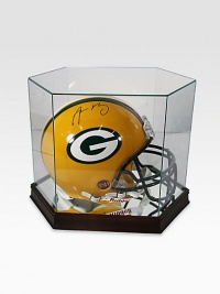 Aaron Rodgers was a first round draft pick of the Green Bay Packers in the 2005 NFL Draft. Rodgers finally got the starting nod prior to the 2008 season, and hasn't looked back since. Leading the Packers to the playoffs for two straight seasons, Aaron Rodgers is one of the best QB in the NFL today and should have the Pack competing for more SB titles for years to come. Aaron Rodgers was a first round draft pick of the Green Bay Packers in the 2005 NFL Draft. Rodgers finally got the starting nod prior to the 2008 season, and hasn't looked back since. Leading the Packers to the playoffs for two straight seasons, Aaron Rodgers is one of the best QB in the NFL today and should have the Pack competing for more SB titles for years to come.