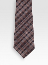 A sartorial standard woven in Italian silk.About 2.8 wideSilkDry cleanMade in Italy A sartorial standard woven in Italian silk.About 2.8 wideSilkDry cleanMade in Italy