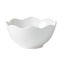 The Baroque collection from Jasper Conran at Wedgwood introduces a new silhouette, influenced by the architectural curves of classic baroque arches and medallions. The Baroque collection from Jasper Conran at Wedgwood introduces a new silhouette, influenced by the architectural curves of classic baroque arches and medallions.