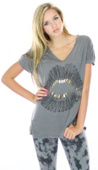 Lauren Moshi April Bullet Lips Oversized V Neck Tee in Pebble-S Lauren Moshi April Bullet Lips Oversized V Neck Tee in Pebble-S