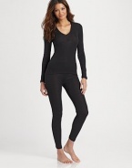 Merino wool combines with silk in this seamless layering piece, with natural temperature-balancing fibers for superior comfort. Elastic waistband70% wool/30% silkMachine washImported of Austrian fabric