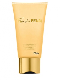 When in contact with water, the crystalline texture of the Fan di FENDI shower gel transforms into a creamy lather. The skin is delicately cleansed and feels invigorated by the fresh and vibrant notes of the fragrance. You can also customize the intensity of your fragrance experience by layering the Fan di FENDI Eau de Parfum on top of the shower gel. The perfumed bath and shower gel extends the sensual Fan di FENDI experience on your skin.