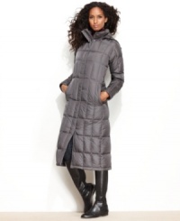 The North Face brings you a perfect coat for city streets and snowy trails alike! The Triple C down-insulated puffer hits below the knee for maximum warmth while its classic, quilted styling works season after season. The North Face brings you a perfect coat for city streets and snowy trails alike! The Triple C down-insulated puffer hits below the knee for maximum warmth while its classic, quilted styling works season after season.