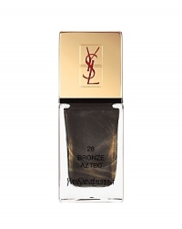 Yves Saint Laurent introduces the new line of La Laque Couture. Its vibrant collection make every woman couture to the fingertips. New formula offers extreme shine and care for nails.