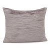 A coordinating pillow in layers of luxurious, pleated sateen.