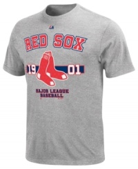 Give your favorite baseball team props. Slide into comfort and sporty style so you can cheer long and loud in this Boston Red Sox MLB t-shirt from Majestic. Give your favorite baseball team props. Slide into comfort and sporty style so you can cheer long and loud in this Boston Red Sox MLB t-shirt from Majestic.