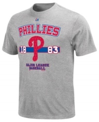 Give your favorite baseball team props. Slide into comfort and sporty style so you can cheer long and loud in this Philadelphia Phillies MLB t-shirt from Majestic. Give your favorite baseball team props. Slide into comfort and sporty style so you can cheer long and loud in this Philadelphia Phillies MLB t-shirt from Majestic.