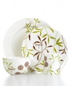 A thoroughly modern beauty, the Garden Glimmer salad plates from Martha Stewart Collection balance smart and striking design with a stylized botanical pattern in ultra-sturdy porcelain. (Clearance)