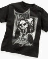 Never surrender. He can show his grim intensity and toughness with this extreme t-shirt from Tapout.