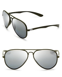 Super light and style-right, these Ray-Ban aviator sunglasses will lighten up your outlook. Super light and style-right, these Ray-Ban aviator sunglasses will lighten up your outlook.