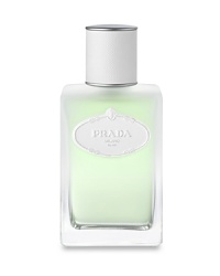 Three years after the launch of Infusion d'Iris Eau de Parfum, Prada reveals a new permanent addition to the Iris universe: Infusion d'Iris Eau de Toilette.Infusion d'Iris Eau de Toilette imagines a magical new chapter in the sensory history of the iris plant. It is inspired by the search for the smell of the iris flower - the iris note traditionally used in perfumery is extracted from the plant's root.Delicate Lily of the Valley, powdery Violet, addictive Heliotrope, sophisticated, sensual Cedar and Neroli, with its Italian memories of clean, ironed linen, are cast in this fantasy tale, and a fresh and floral Eau de Toilette is the result. Three years after the launch of Infusion d'Iris Eau de Parfum, Prada reveals a new permanent addition to the Iris universe: Infusion d'Iris Eau de Toilette.Infusion d'Iris Eau de Toilette imagines a magical new chapter in the sensory history of the iris plant. It is inspired by the search for the smell of the iris flower - the iris note traditionally used in perfumery is extracted from the plant's root.Delicate Lily of the Valley, powdery Violet, addictive Heliotrope, sophisticated, sensual Cedar and Neroli, with its Italian memories of clean, ironed linen, are cast in this fantasy tale, and a fresh and floral Eau de Toilette is the result.