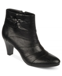 Pleating and buckle detail on the vamp of Life Stride's Yardly boots adds understated texture to this beautiful style. Pleating and buckle detail on the vamp of Life Stride's Yardly boots adds understated texture to this beautiful style.