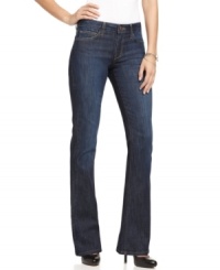 In a classic dark wash and ultra-flattering bootcut style, make these Joe's Jeans your go-to pair of daily denim! In a classic dark wash and ultra-flattering bootcut style, make these Joe's Jeans your go-to pair of daily denim!