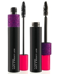 A two-in-one mascara that lets you choose if you want lashes to be naturally defined, or instantly combed and loaded for full-on drama. Easy to use dual-wiper system allows this lightweight formula to go on either way. One wiper refines the application for a clean sweep, while the other loads the lashes for greater impact. A two-in-one mascara that lets you choose if you want lashes to be naturally defined, or instantly combed and loaded for full-on drama. Easy to use dual-wiper system allows this lightweight formula to go on either way. One wiper refines the application for a clean sweep, while the other loads the lashes for greater impact.