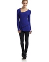 THE LOOKAsymmetrical v-neckLong sleeves with thumb holesTiered contrast trim at sleeves and hemTHE FITAbout 27 from shoulder to hemTHE MATERIALMicromodal/spandexCARE & ORIGINMachine washMade in USAModel shown is 5'8 (172½cm) wearing US size Small. 